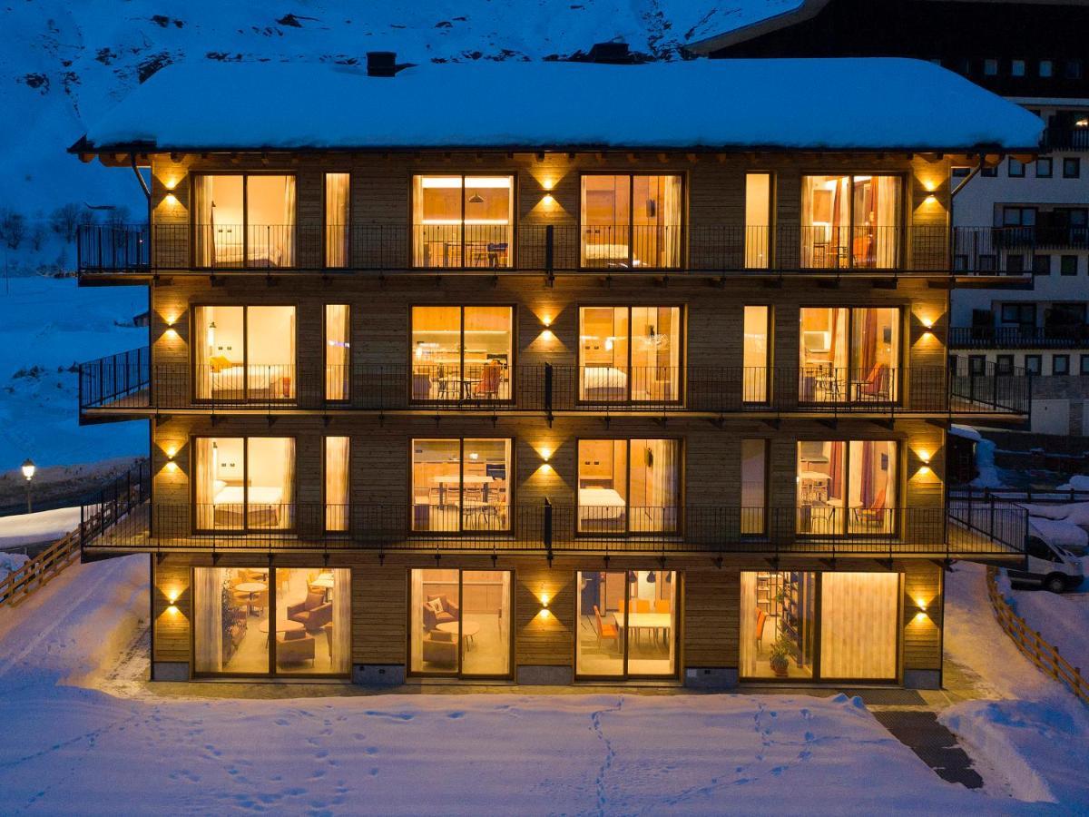 Red Fox Lodge Breuil-Cervinia Exterior foto